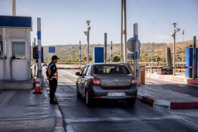 découvrez les sanctions appliquées au péage selon le code de la route marocain de 2018 pour assurer votre sécurité et respecter la réglementation.