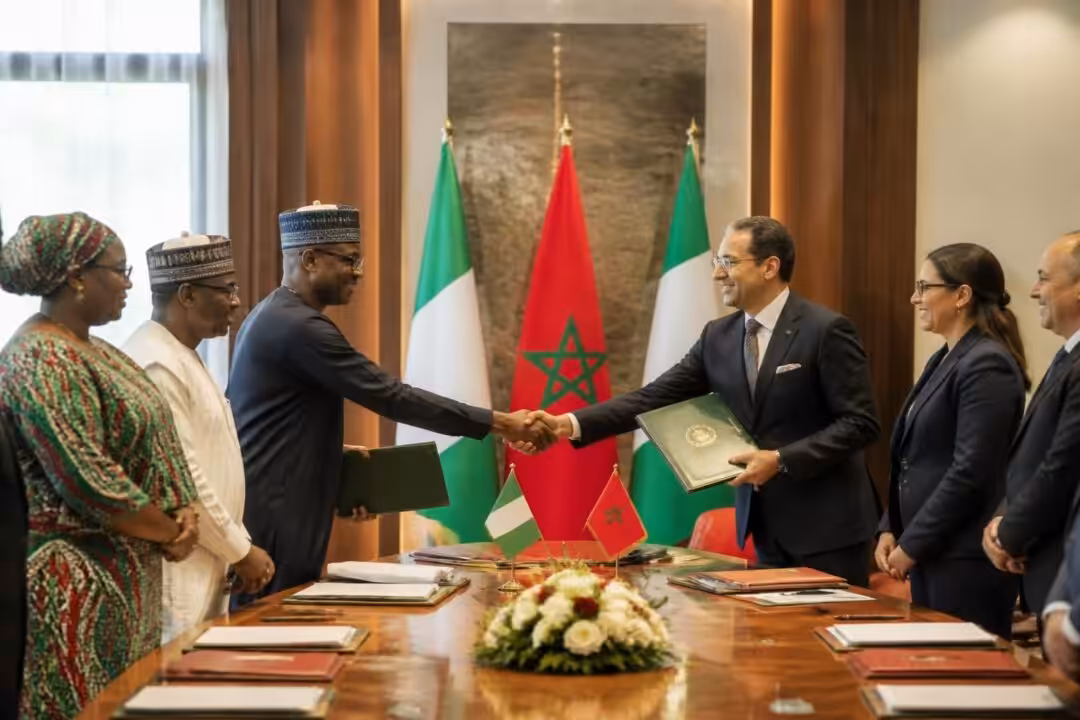 découvrez l'accord historique signé entre le maroc et le nigeria, mettant fin à de longues années de négociations et ouvrant la voie à une coopération renforcée entre les deux pays.